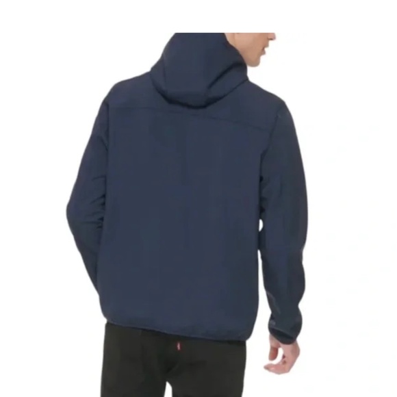 Guess soft shell jacket - Picture 7 of 8